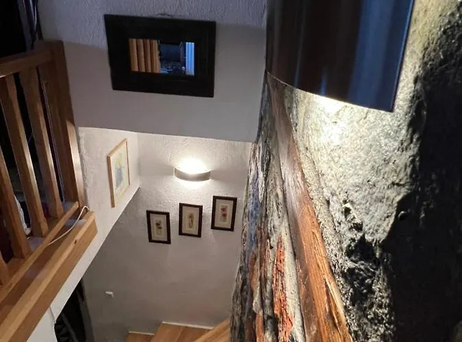 Mountain House * Палайос-Агиос-Атанасиос