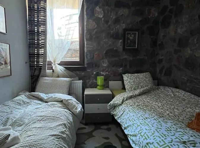 Mountain House Палайос-Агиос-Атанасиос