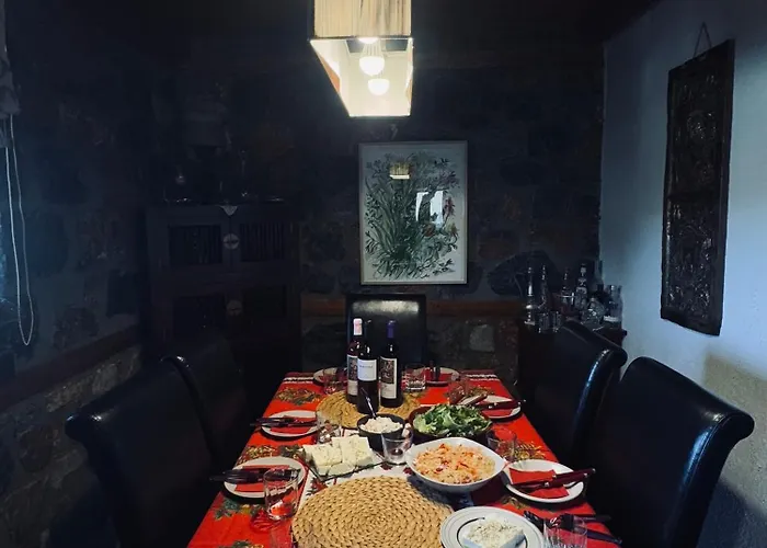 Mountain House Дом отдыха *